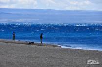 Aproveitando o primeiro dia do ano para pescar no lago Buenos Aires, em Los Antiguos, na Argentina